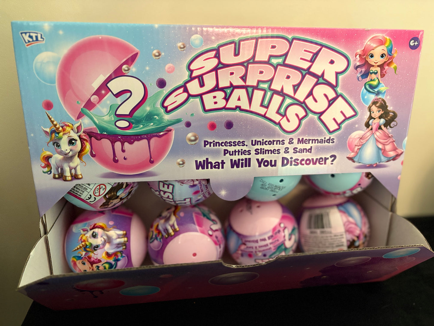 Surprise balls