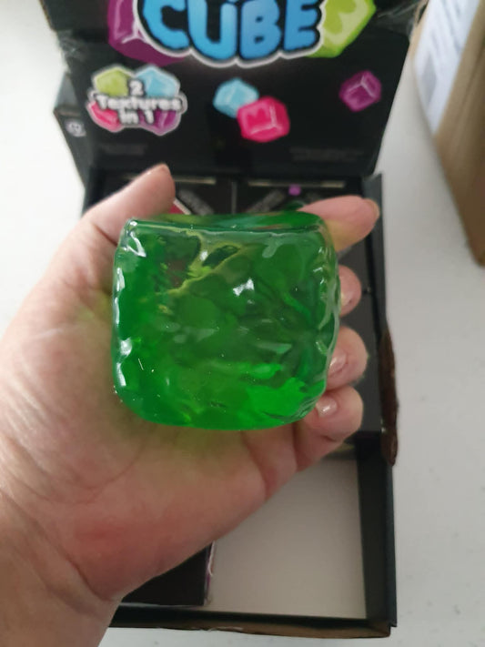 Textured sugar cube