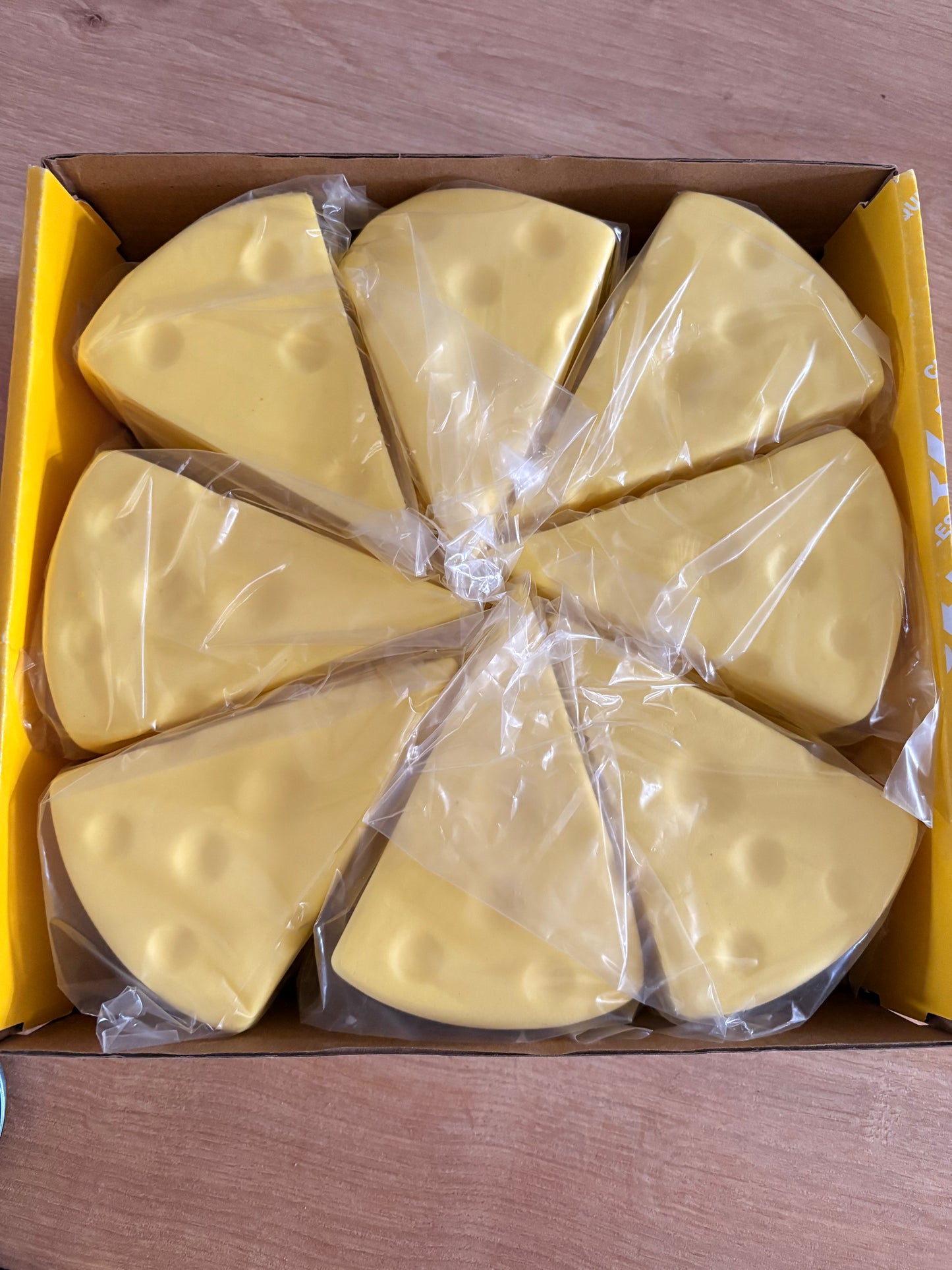 Slow rise foam cheese triangle