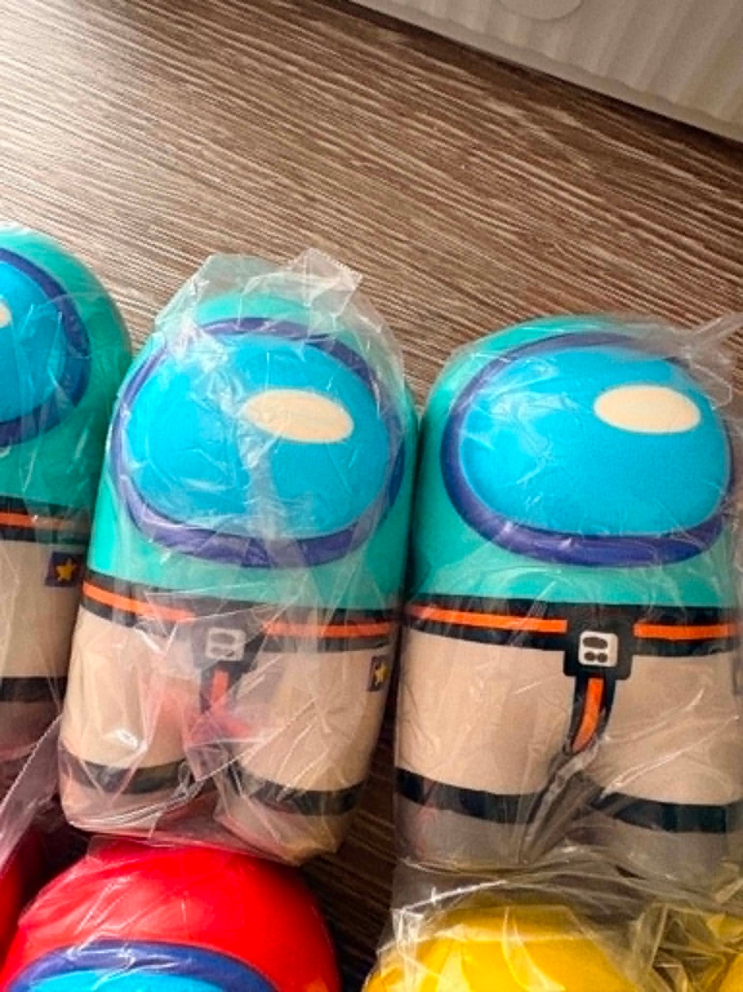 Among Us foam squishy toy,