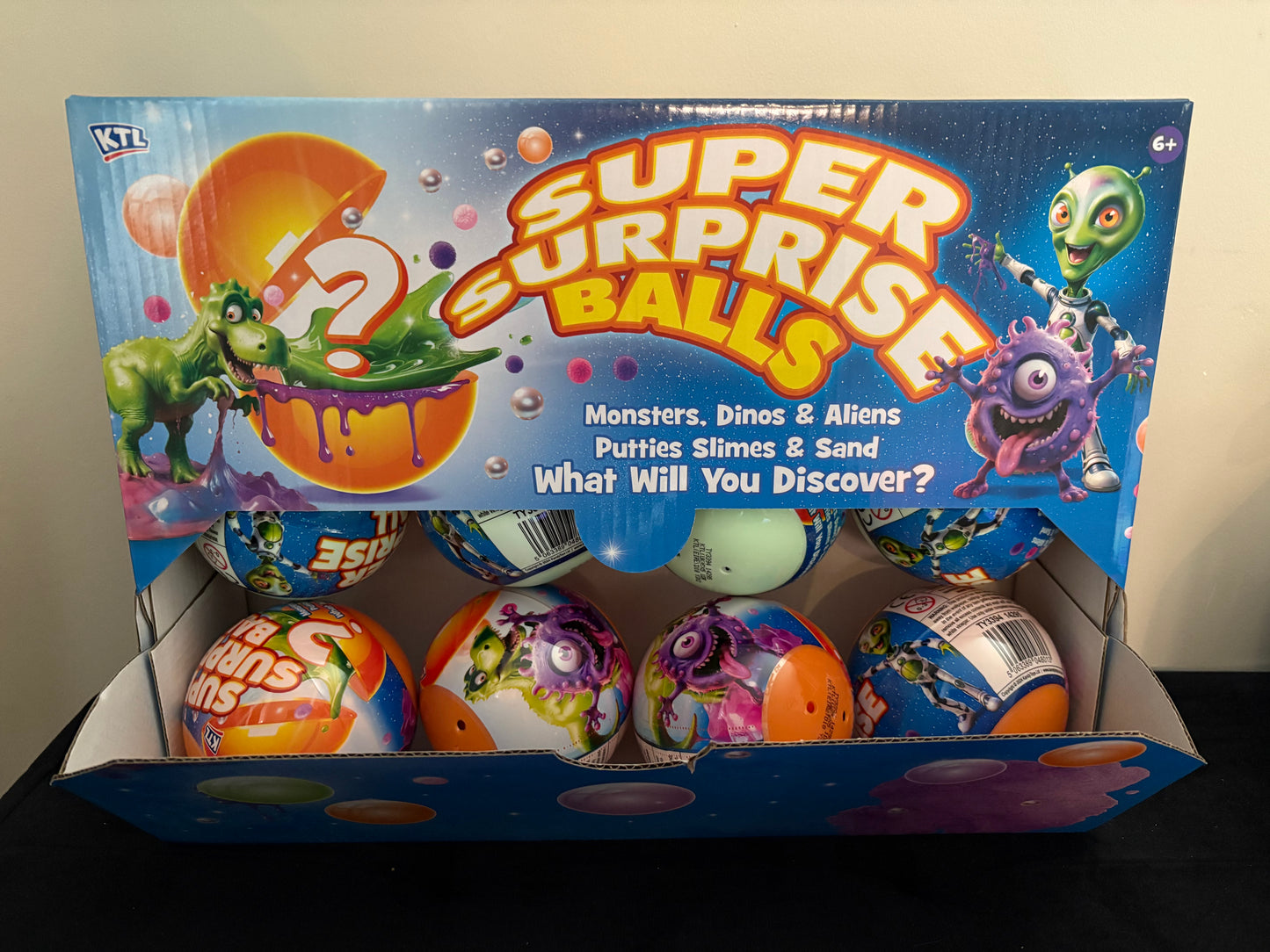Surprise balls