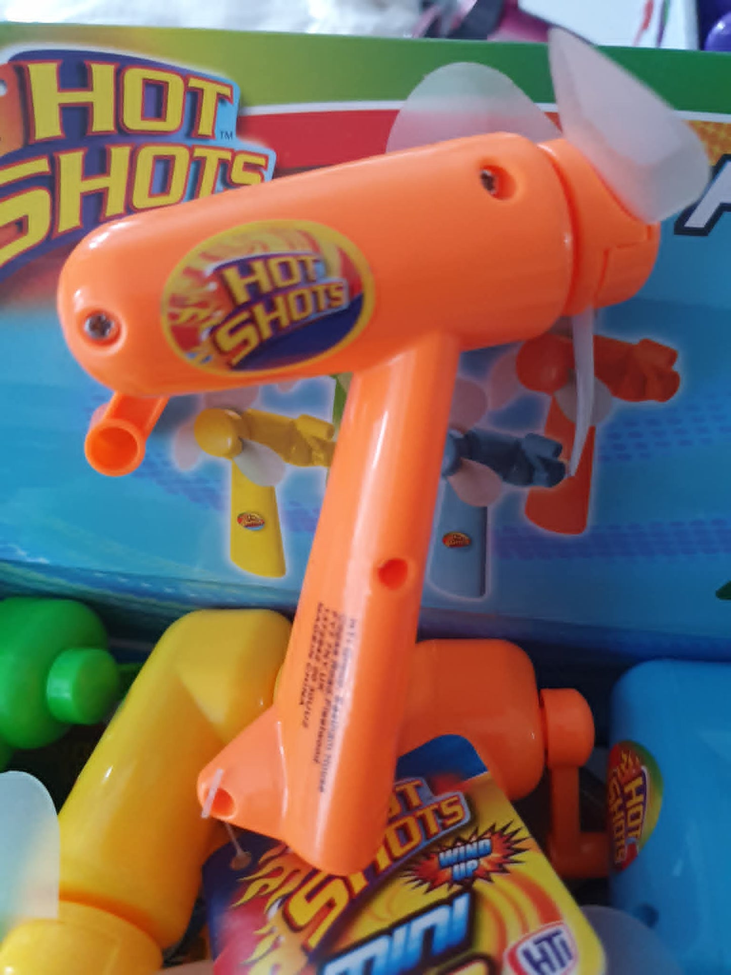 Hot shot mini fan