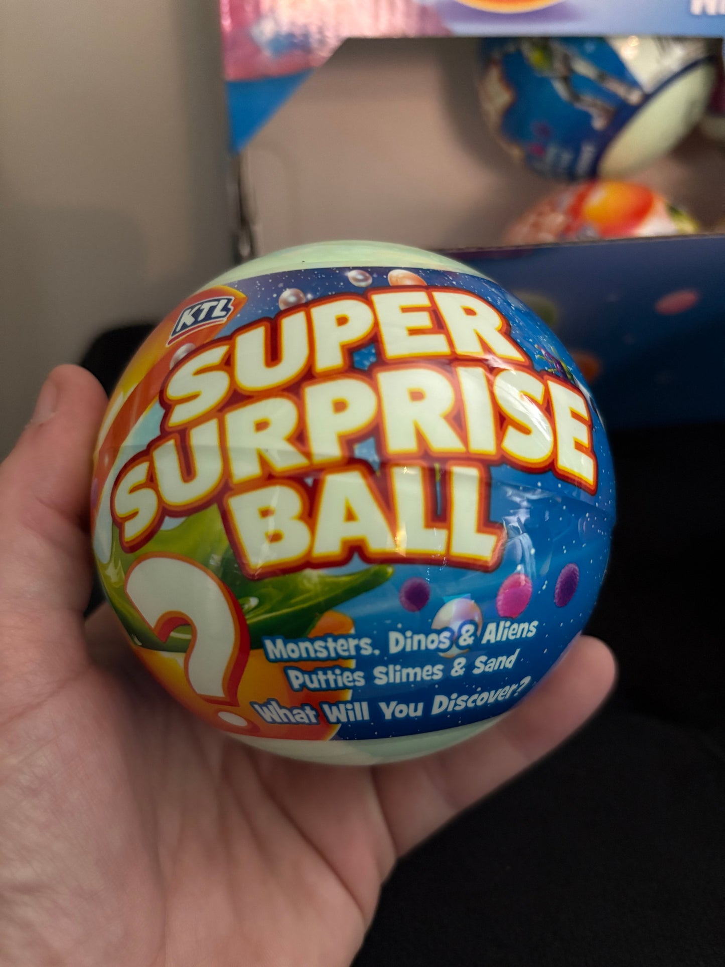 Surprise balls