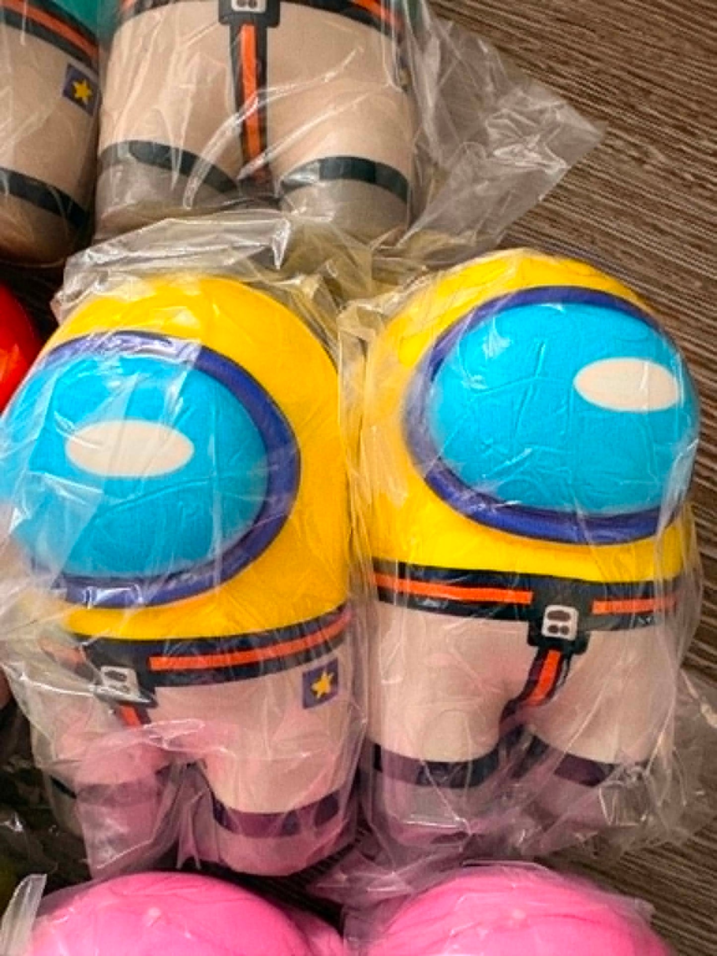 Among Us foam squishy toy,