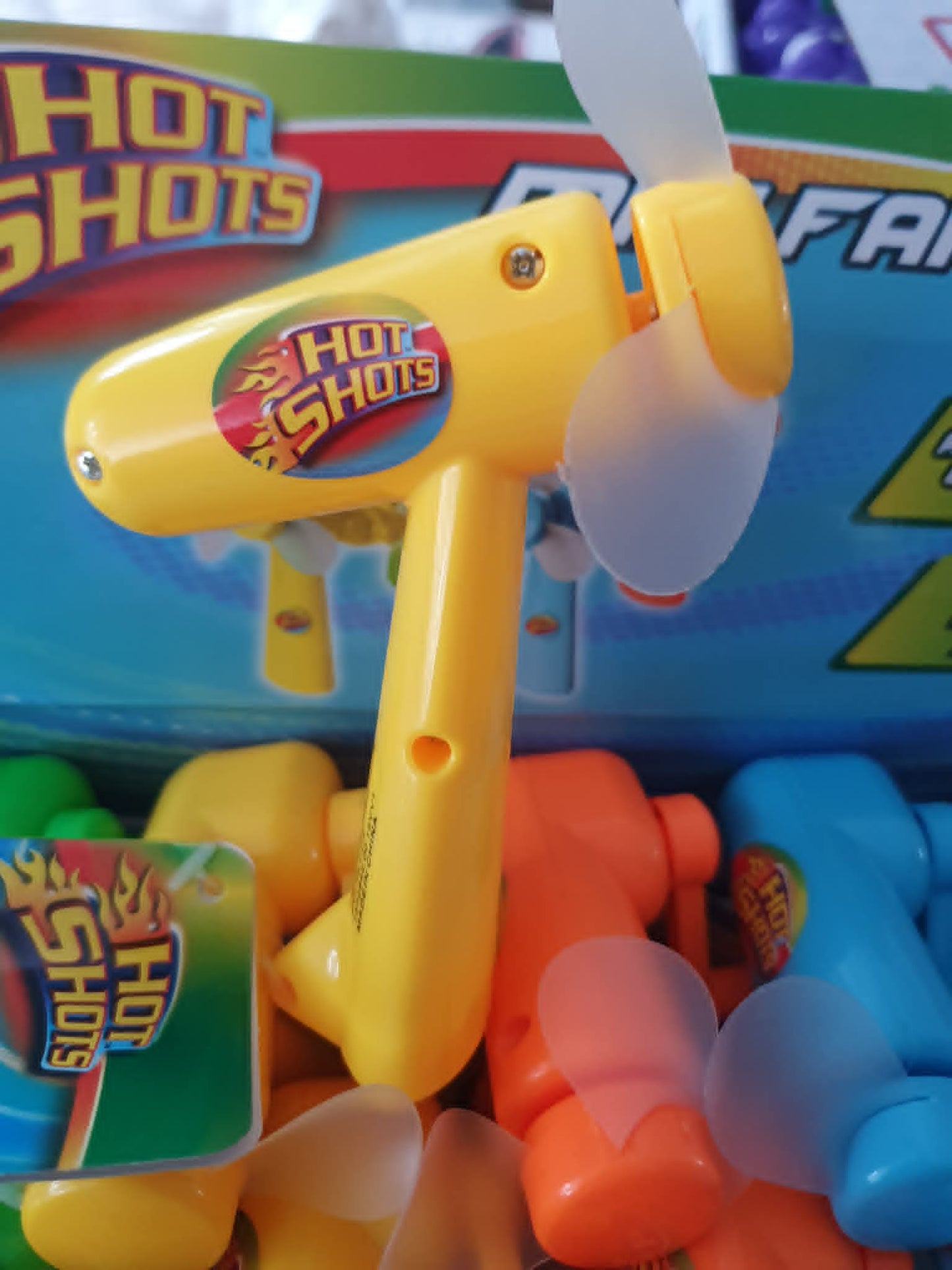 Hot shot mini fan