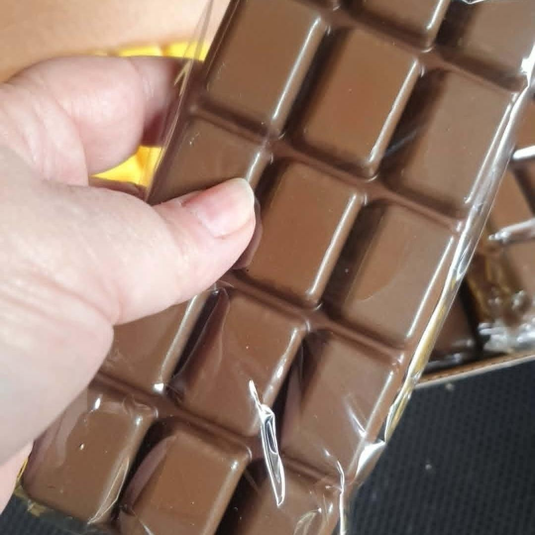Slow rise squishy chocolate bar