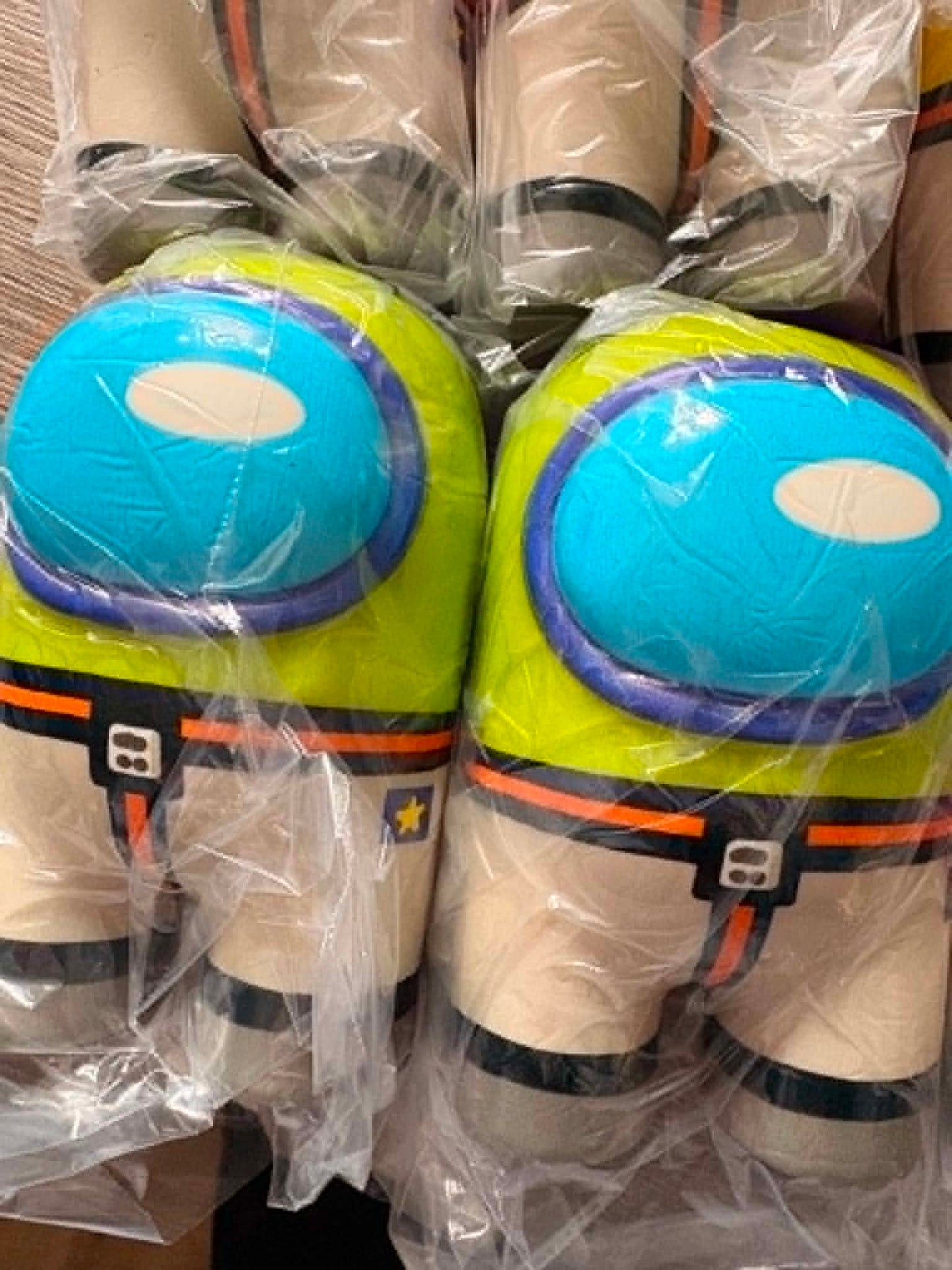 Among Us foam squishy toy,