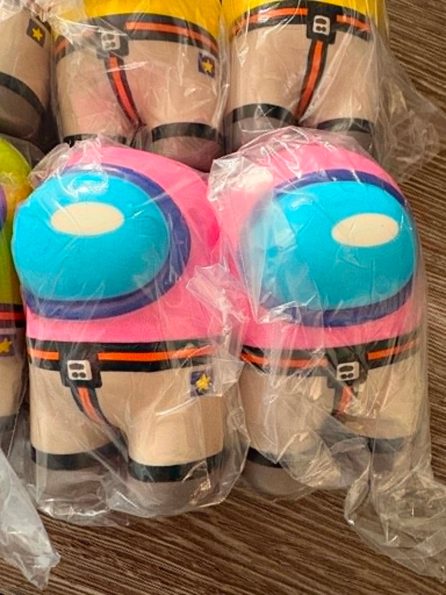 Among Us foam squishy toy,